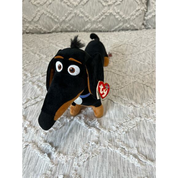 Ty Secret Life Of Pets Buddy Dachshund 18" Plush Wiener Dog Soft Eyes 2016 - Picture 1 of 7